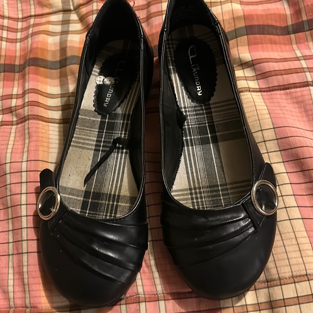 Women’s babydoll flats